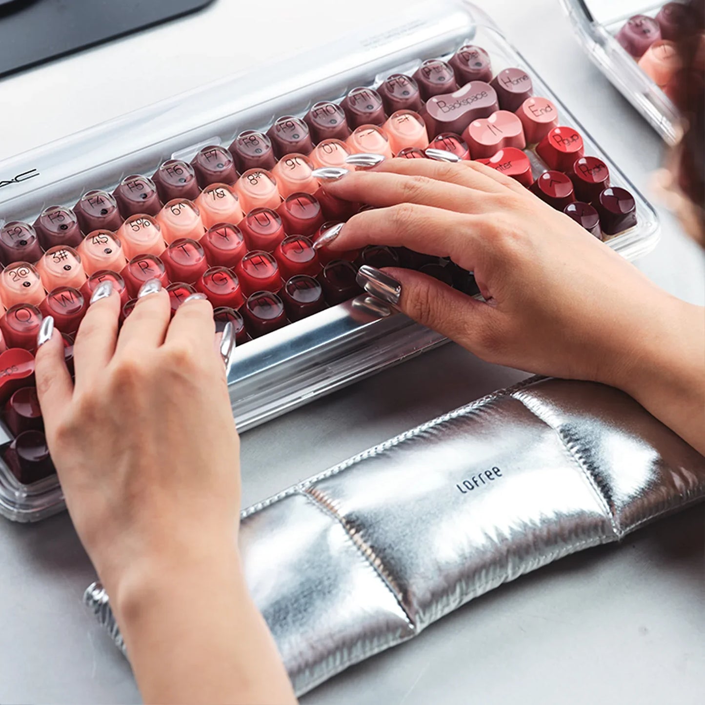Clouds Palm Rest (Silver)